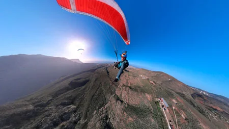 Vista aerea Pico viento para bodas desde un parapente